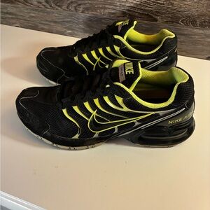 Nike Air Men's Black and Neon Green Sneakers